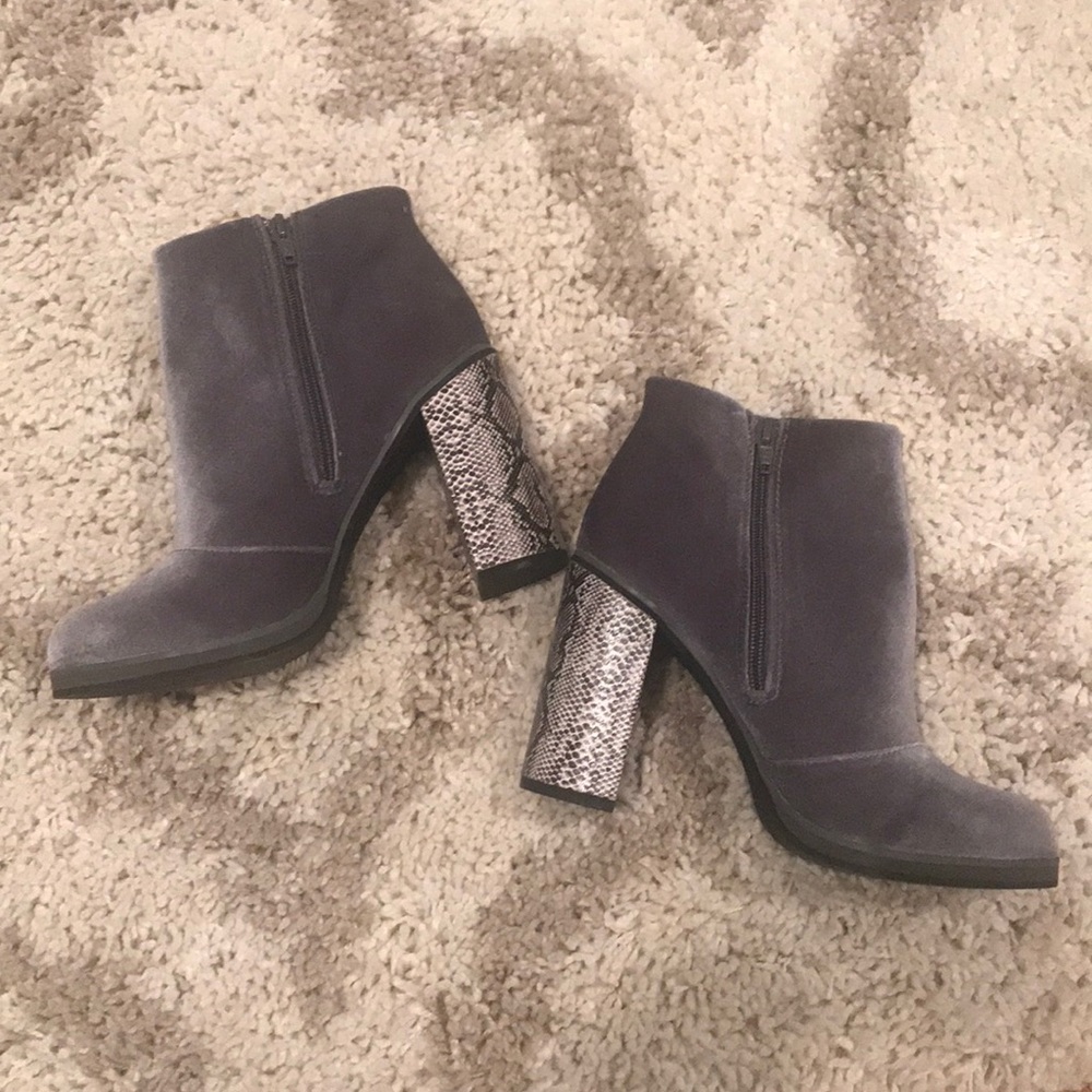 Super Fab Snake Print Heeled Booties Nib - image 1